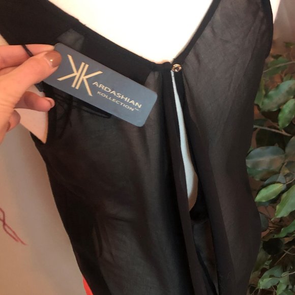 NWT Kardashian Kollection Asymetrical Tank Top - Picture 4 of 5